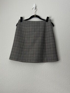Aritzia Babaton Hopper Plaid Mini Skirt Gray Size 8 High Waisted A-Line